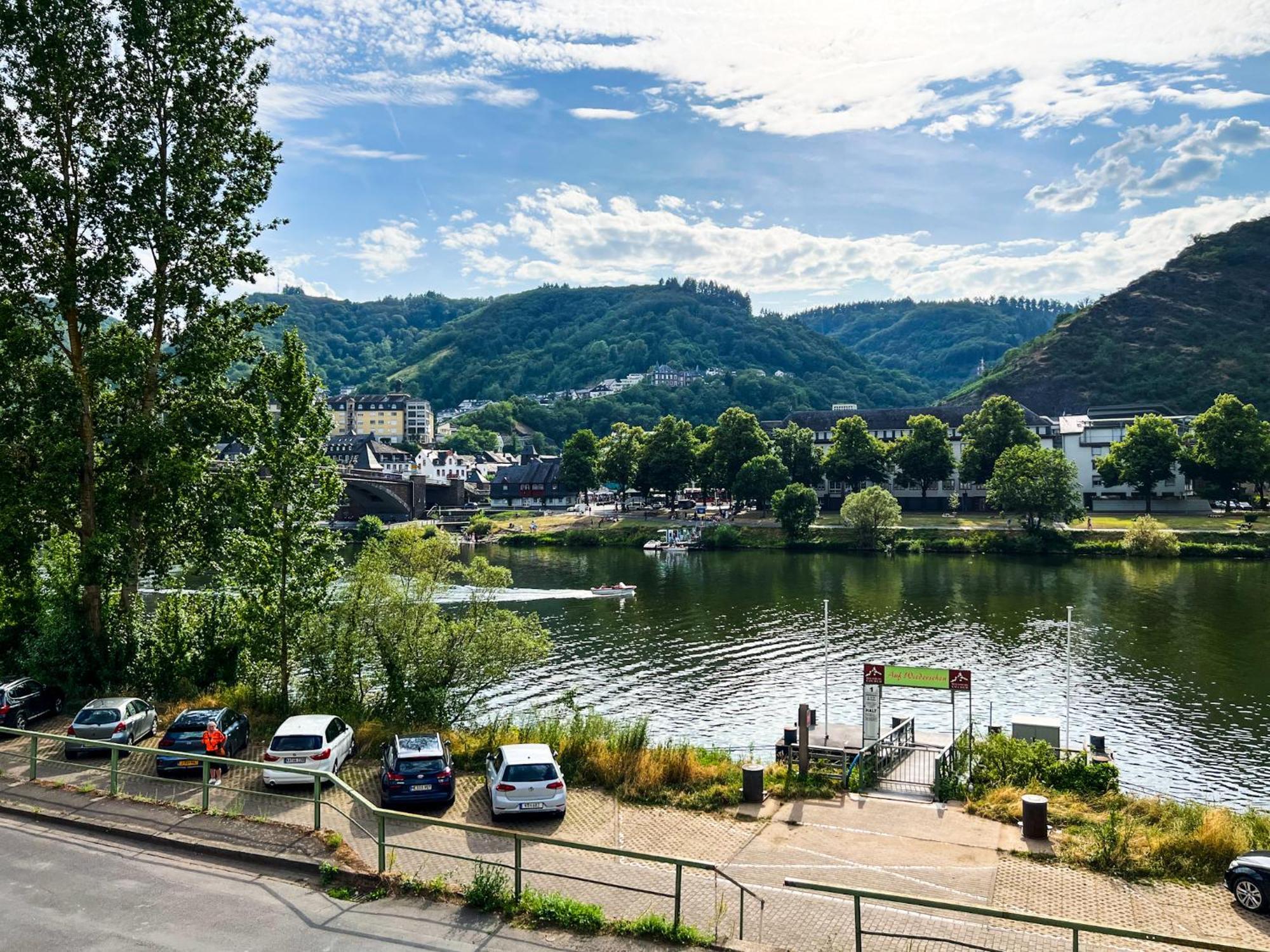 Moselblick I Ad Reichsburg Parkplatz 100M Marktplatz Cochem Exterior photo